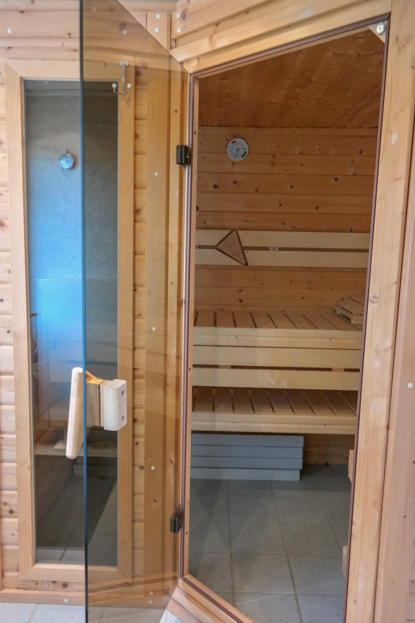 4Pers House Christine W Sauna, Winter Garden & Fishing Pier Anjum Esterno foto